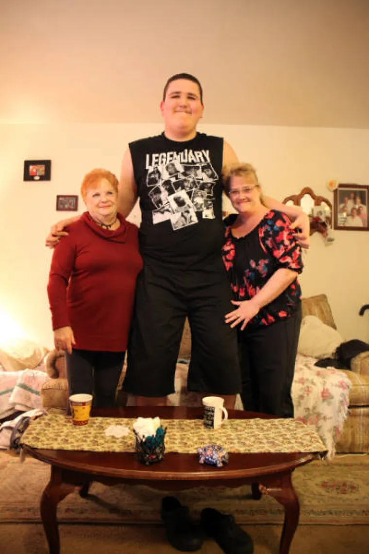 ON JE NAJVEĆI TINEJDŽER NA SVIJETU: Mora piti lijekove za smirenje jer u napadu bijesa razbije baš sve