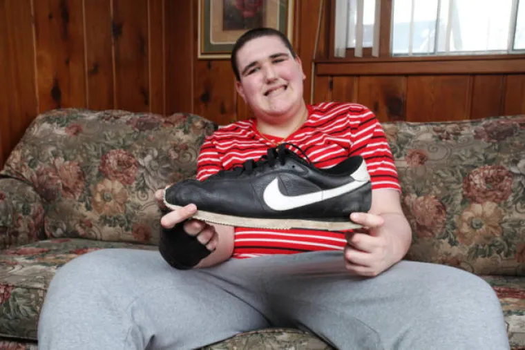 ON JE NAJVEĆI TINEJDŽER NA SVIJETU: Mora piti lijekove za smirenje jer u napadu bijesa razbije baš sve