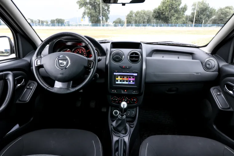 POUZDANA I JEFTINIJA OD KONKURENCIJE: Off-road vožnja u Daciji Duster URBAN Explorer je prava poslastica