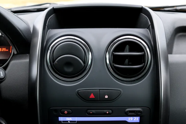 POUZDANA I JEFTINIJA OD KONKURENCIJE: Off-road vožnja u Daciji Duster URBAN Explorer je prava poslastica