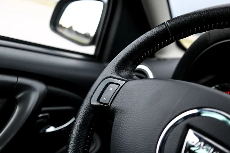 POUZDANA I JEFTINIJA OD KONKURENCIJE: Off-road vožnja u Daciji Duster URBAN Explorer je prava poslastica