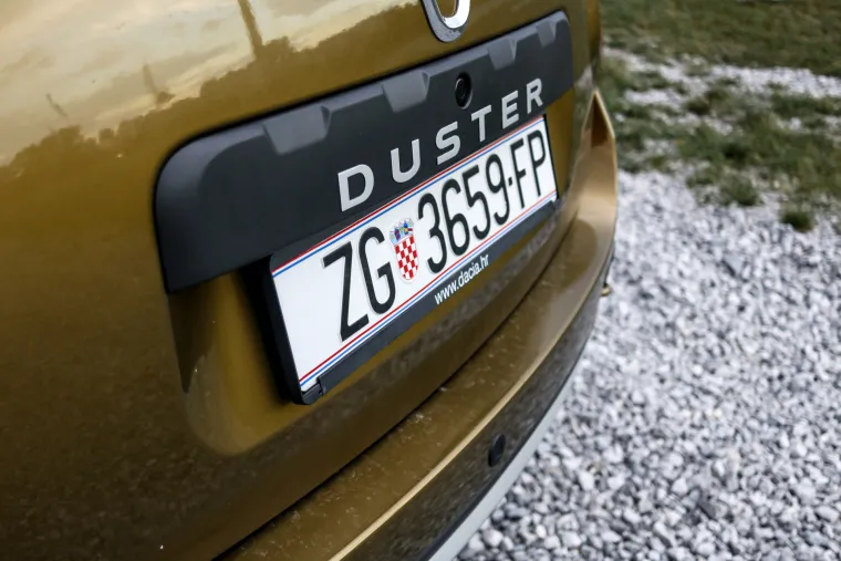 POUZDANA I JEFTINIJA OD KONKURENCIJE: Off-road vožnja u Daciji Duster URBAN Explorer je prava poslastica