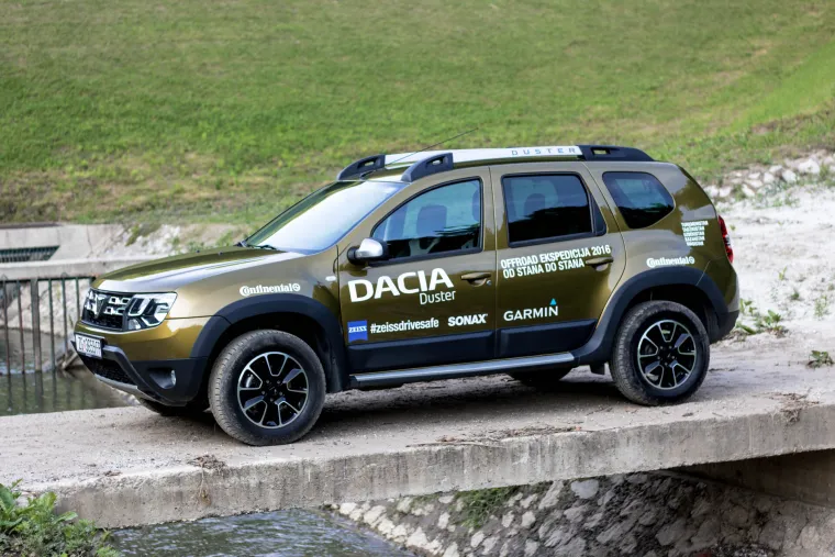 POUZDANA I JEFTINIJA OD KONKURENCIJE: Off-road vožnja u Daciji Duster URBAN Explorer je prava poslastica