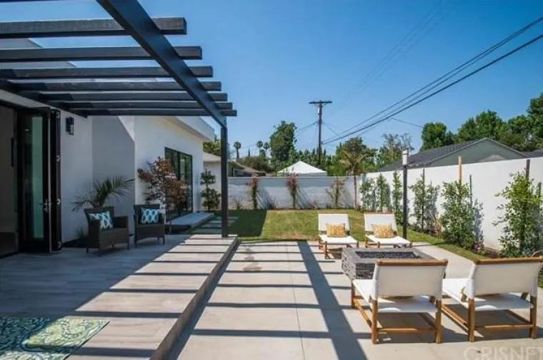 Zvijezda Moderne obitelji: Ima samo 18 godina, a pogledajte kakvu je kuću kupila za 1,5 milijuna dolara