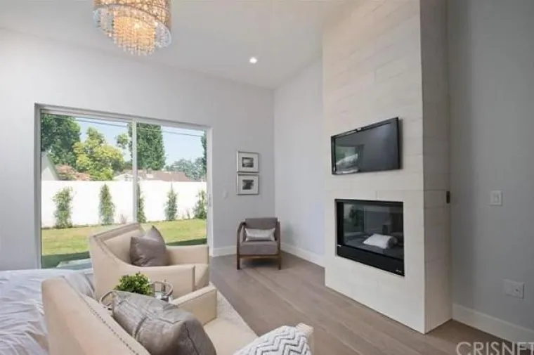 Zvijezda Moderne obitelji: Ima samo 18 godina, a pogledajte kakvu je kuću kupila za 1,5 milijuna dolara