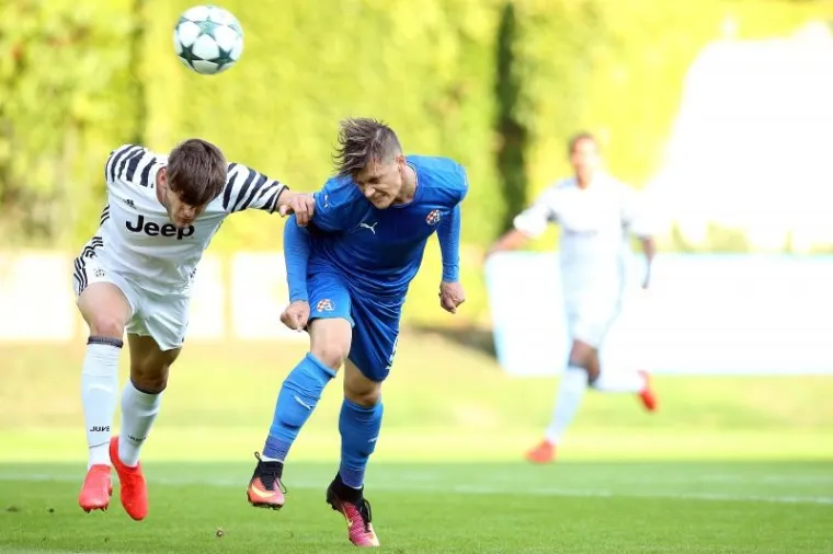 JUNIORSKA LIGA PRVAKA: Dinamo dočekao Juventus u Zagrebu