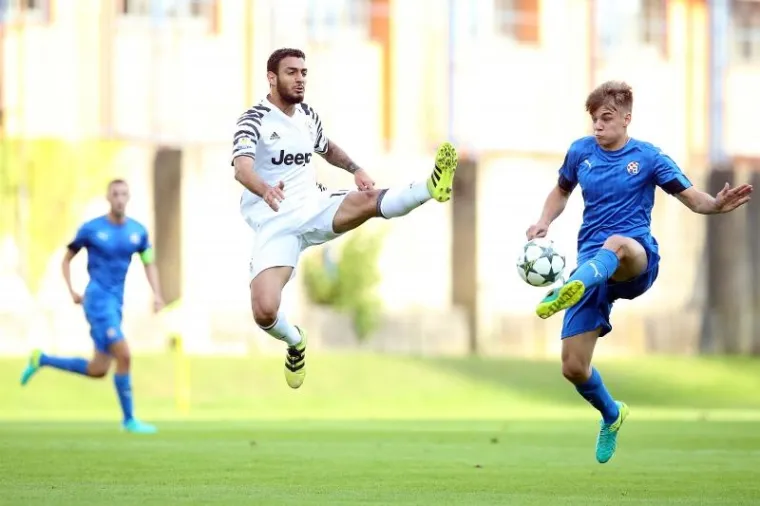 JUNIORSKA LIGA PRVAKA: Dinamo dočekao Juventus u Zagrebu