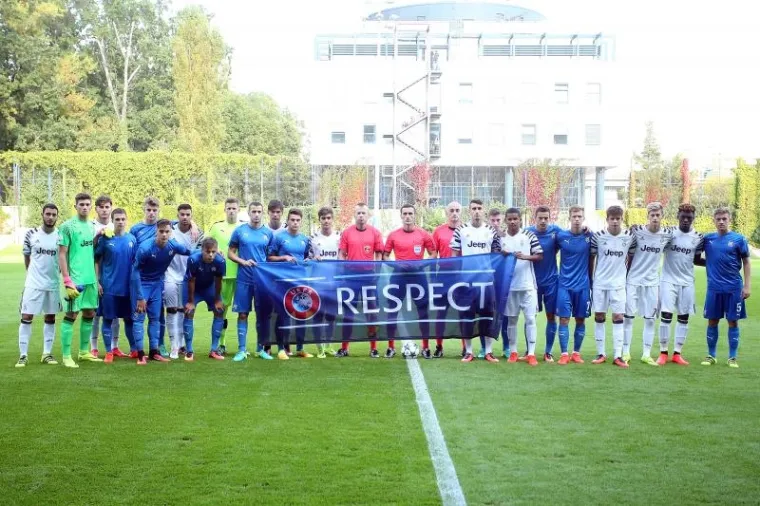 JUNIORSKA LIGA PRVAKA: Dinamo dočekao Juventus u Zagrebu
