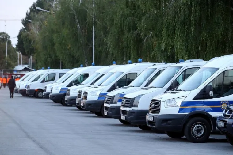 GUŽVA PRED MAKSIMIROM: Navijači napravili red na ulazu, ogromne mjere osiguranja