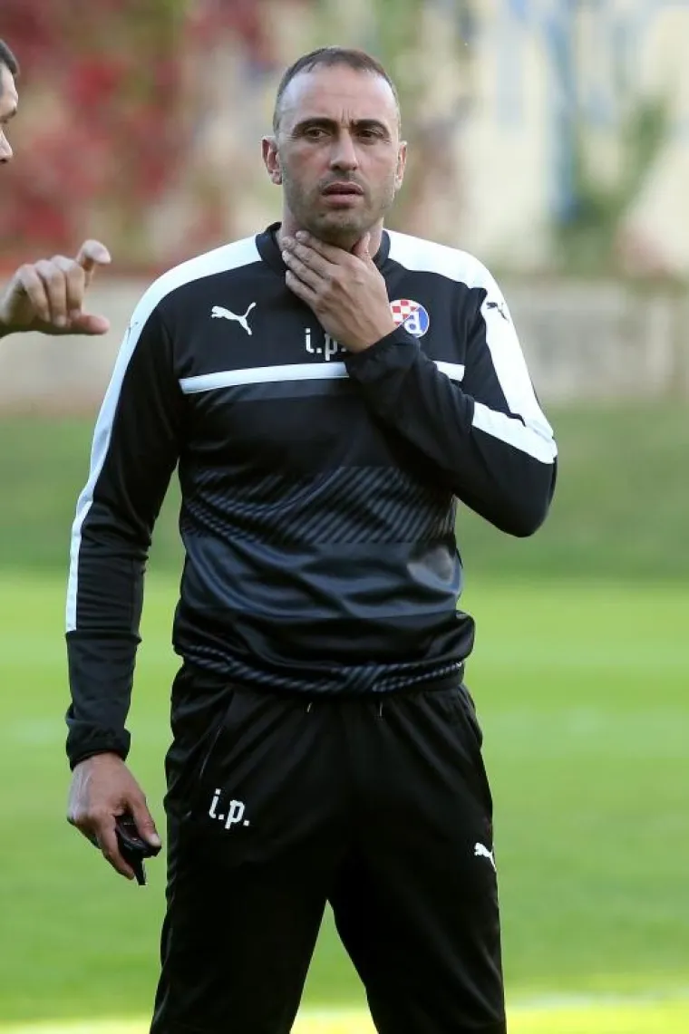 IVAJLO PETEV U AKCIJI: Prodrmao je svoje nove igrače, Hajduk je pred vratima