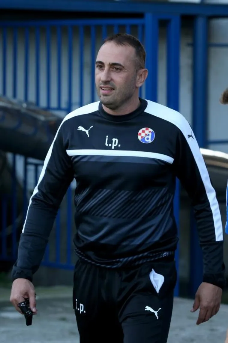 Trening je odrađen na pomoćnom igrali&scaron;tu Hitrec - Kacijanu, a Petev je na raspolaganju imao cijelu momčad, kao i asistenta Željka Sopića.