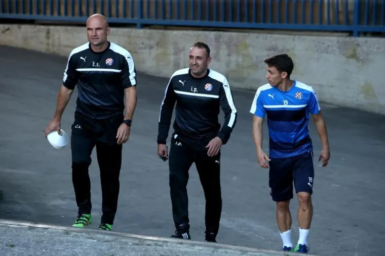 Novi trener Dinama Ivajlo Petev u četvrtak je odradio i prvi trening sa svojom novom momčadi.