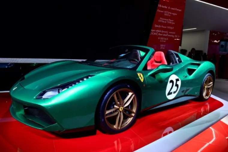 488 Spider Ferrari