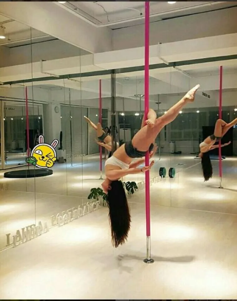 NISMO SIGURNI DA IM JE USPJELO... Ove cure se trude pokazati da je ples oko &scaron;ipke umjetnost i sport, a ne erotika