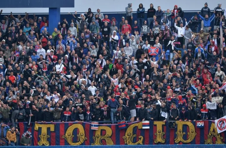 KI&Scaron;A POKVARILA SPEKTAKL: Pogledajte kako su izgledale maksimirske tribine