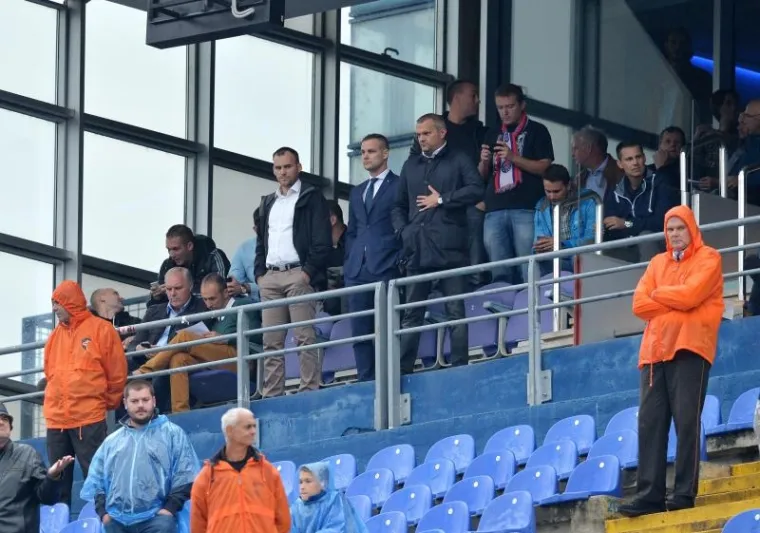 KI&Scaron;A POKVARILA SPEKTAKL: Pogledajte kako su izgledale maksimirske tribine