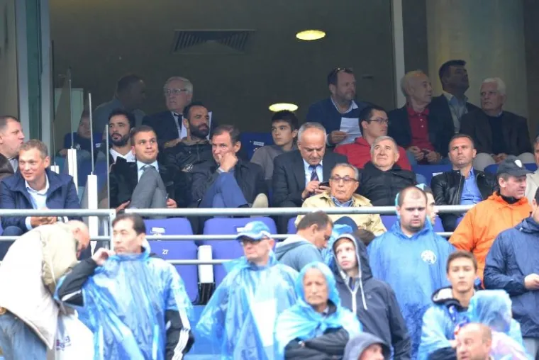 KI&Scaron;A POKVARILA SPEKTAKL: Pogledajte kako su izgledale maksimirske tribine