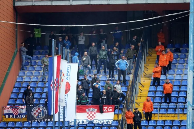 KI&Scaron;A POKVARILA SPEKTAKL: Pogledajte kako su izgledale maksimirske tribine