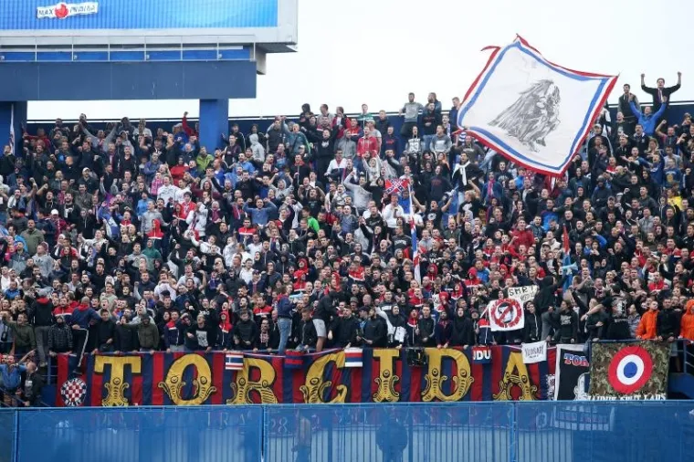 KI&Scaron;A POKVARILA SPEKTAKL: Pogledajte kako su izgledale maksimirske tribine