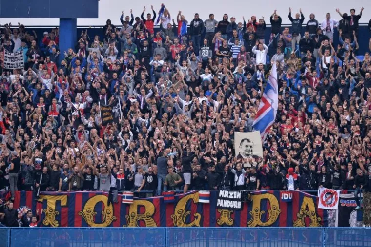 KI&Scaron;A POKVARILA SPEKTAKL: Pogledajte kako su izgledale maksimirske tribine