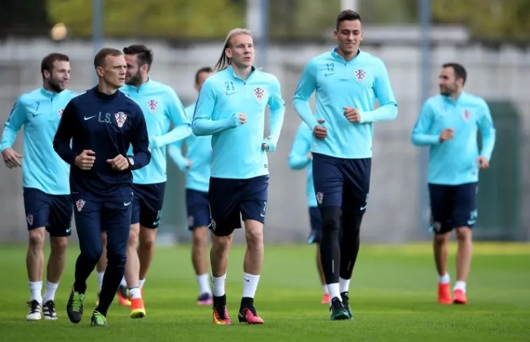 KRENULA AKCIJA KOSOVO I FINSKA: Vatreni ogradili prvi trening