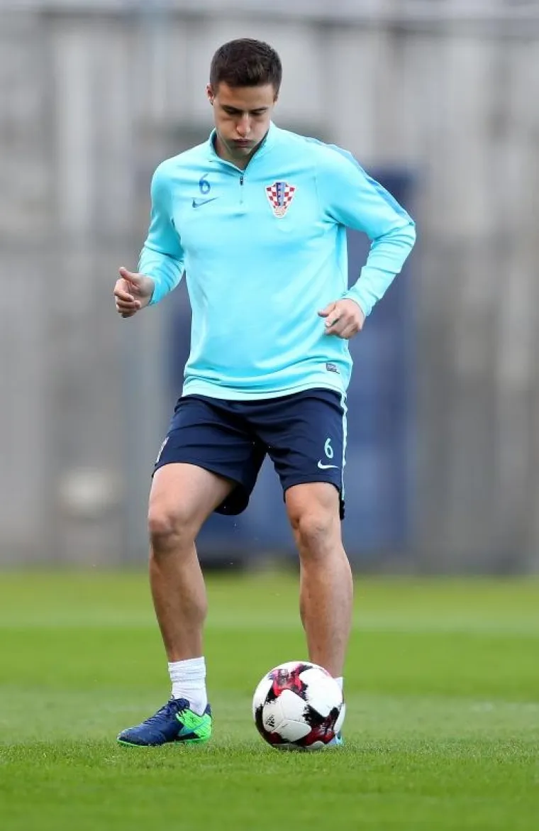 KRENULA AKCIJA KOSOVO I FINSKA: Vatreni ogradili prvi trening