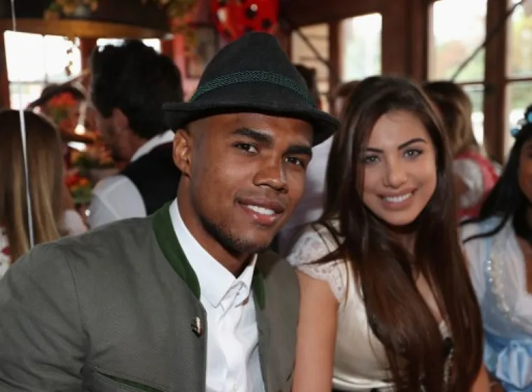 DEKOLTEI U AKCIJI: Ma kakve zvijezde Bayerna, njihove bolje polovice su apsolutni hit