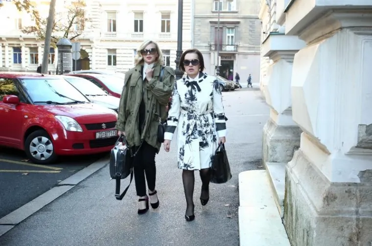 MODNA PISTA PRED SUDOM: Optužena bivša šefica Porezne kreacijom zasjenila i Jadranku Sloković