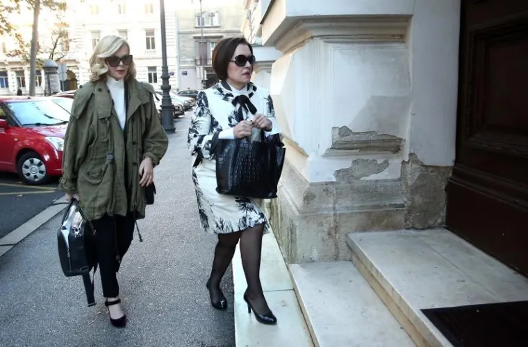 MODNA PISTA PRED SUDOM: Optužena bivša šefica Porezne kreacijom zasjenila i Jadranku Sloković