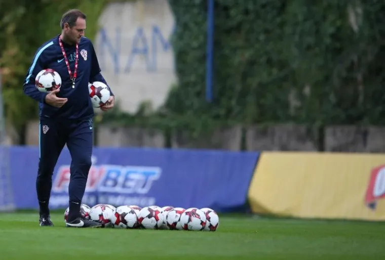 DRIL NA HITREC - KACIJANU: Samo je Kosovo Hrvatskoj u mislima