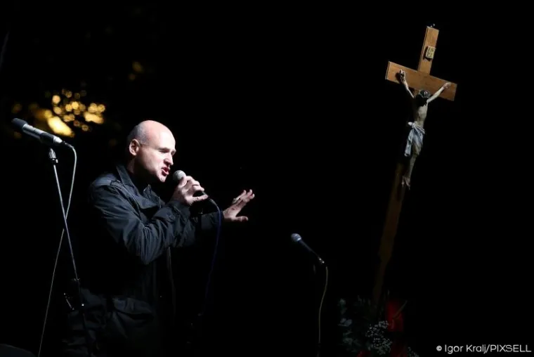 Molitva za crkvu na Savici