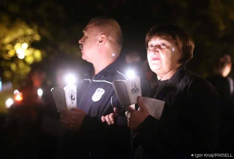 Molitva za crkvu na Savici