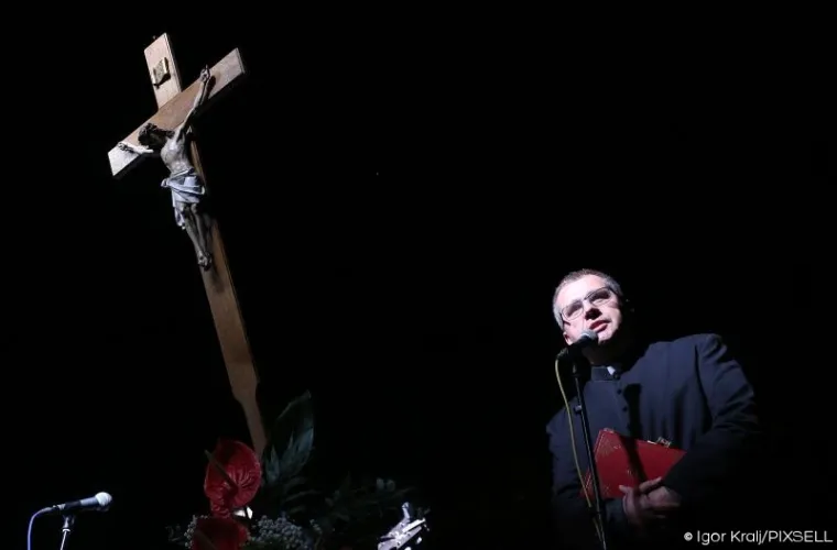 Molitva za crkvu na Savici