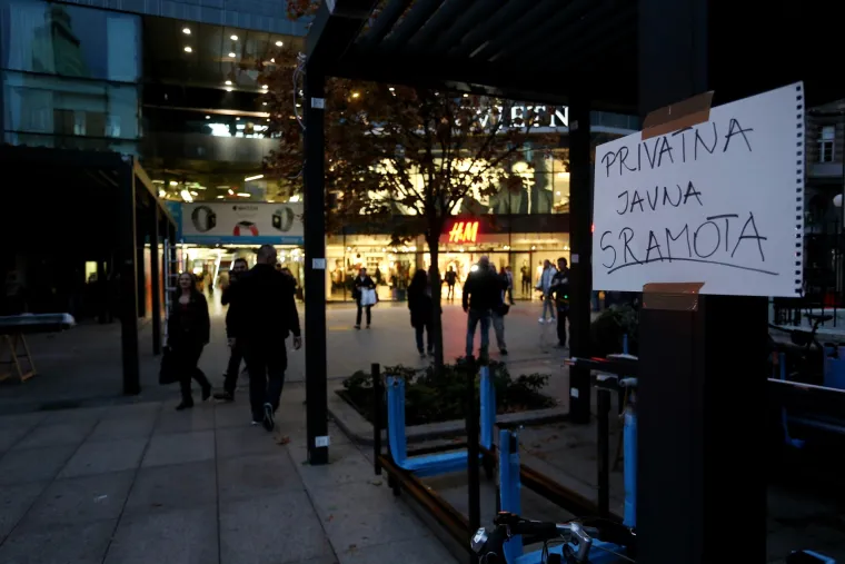 Prosvjed na Cvjetnom trgu