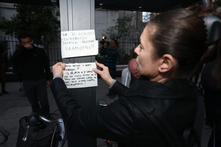 Prosvjed na Cvjetnom trgu