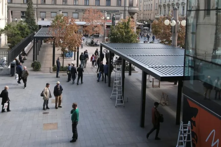POSTAVLJENA I TENDA Izgradnja nove terase na Cvjetnom trgu