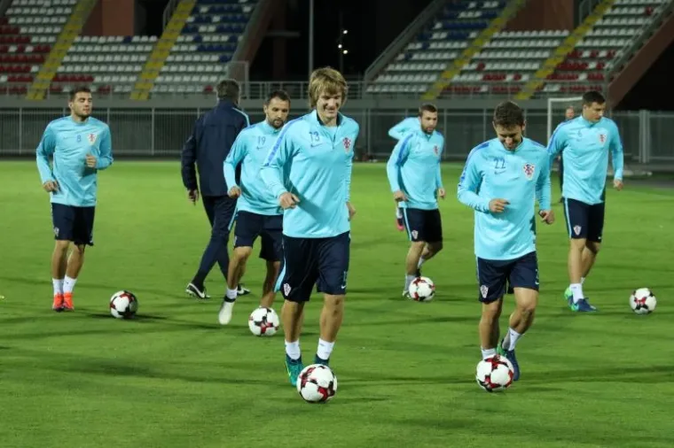 MANDŽUKIĆ I DRU&Scaron;TVO ODRADILI TRENING: Ovdje provjerite kako izgledaju pripreme Hrvatske za utakmicu protiv Kosova