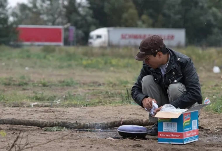 TRAGIČNE SUDBINE NA NIČIJOJ ZEMLJI: Život migrantskih obitelji u nehumanim uvjetima