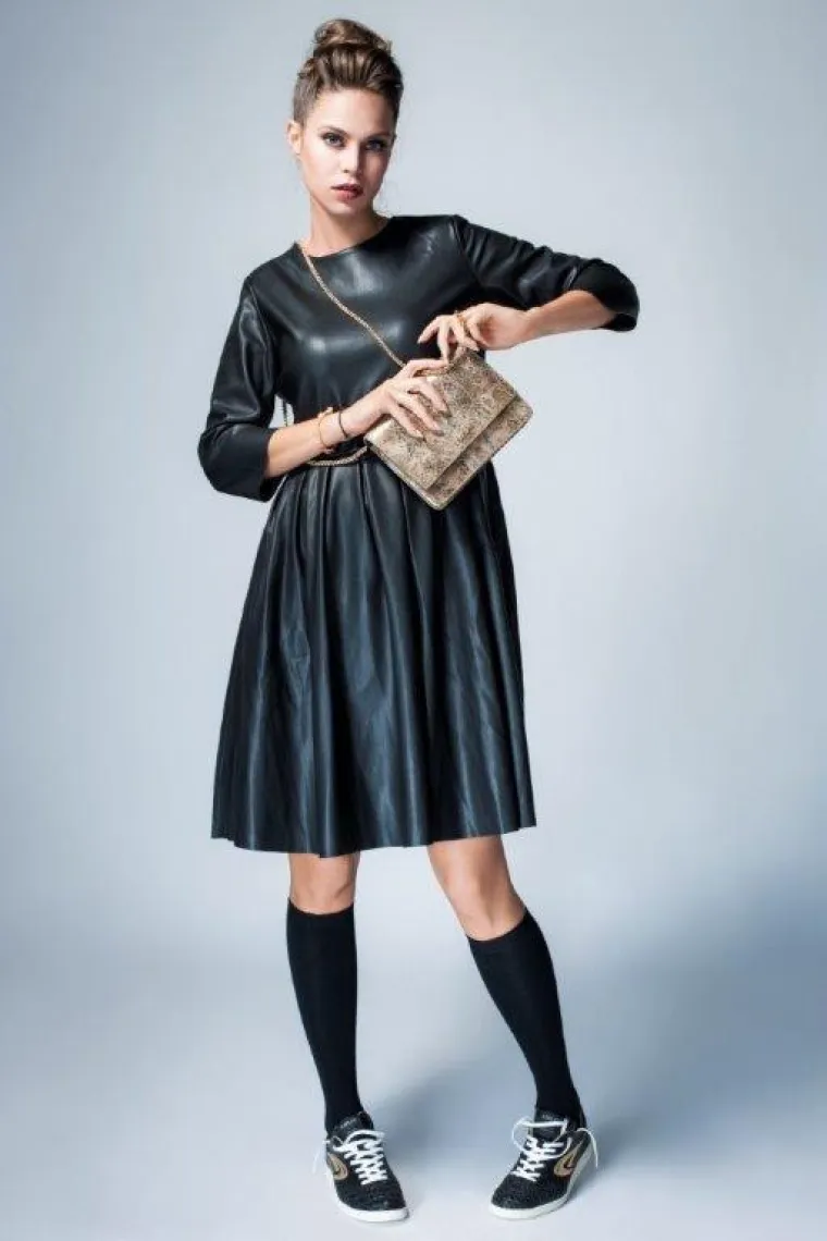 Fashion avanturistica: Mia Kovačić u prilično cool novoj kolekciji Replaya