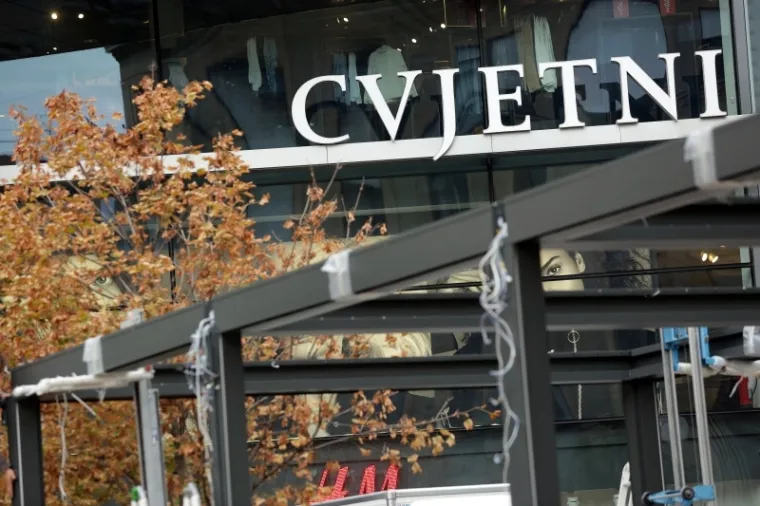 UKLONJENO RUGLO SA CVJETNOG: Nema vi&scaron;e Horvatinčićeve nadstre&scaron;nice