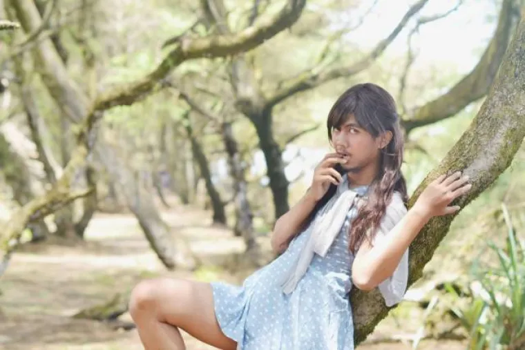 ŽELI SE POČETI BAVITI MODELINGOM I TRAŽI DA JOJ OCIJENITE IZGLED: &Scaron;to mislite, ima li budućnost u modi?