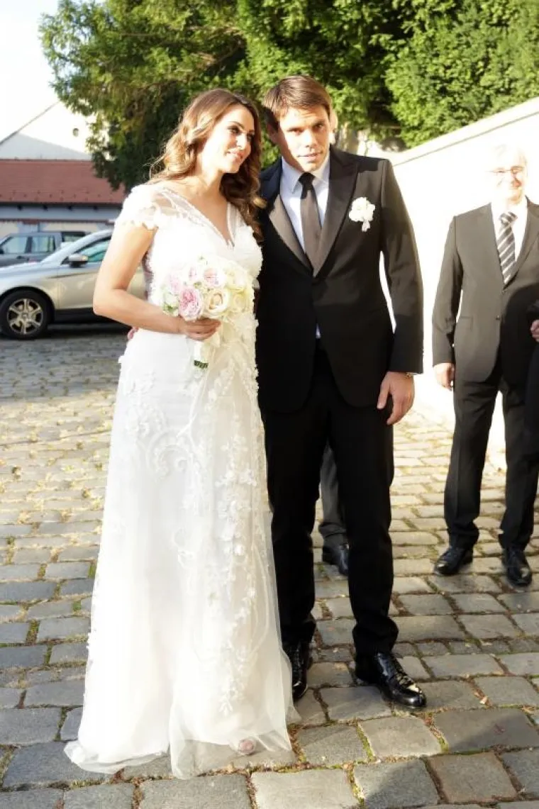 OGNJEN VUKOJEVIĆ OŽENIO BIVŠU MISS HRVATSKE: Došli brojni poznati, Zdravko Mamić stigao sa suprugom