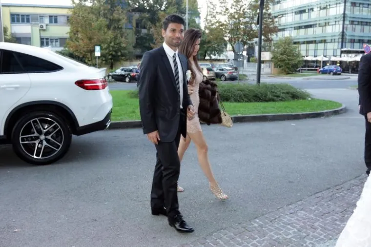 Na vjenčanje je do&scaron;ao i Eduardo da Silva sa suprugom Andreom