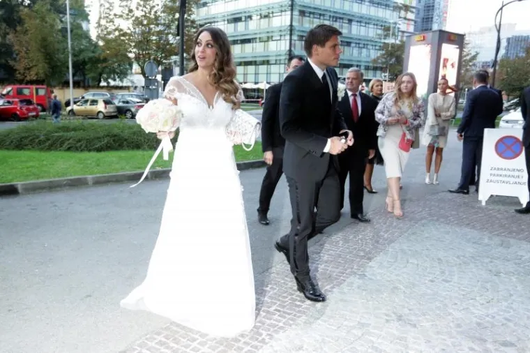 OGNJEN VUKOJEVIĆ OŽENIO BIV&Scaron;U MISS HRVATSKE: Do&scaron;li brojni poznati, Zdravko Mamić stigao sa suprugom