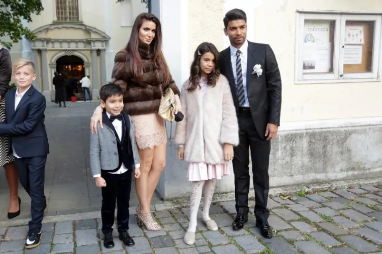 OGNJEN VUKOJEVIĆ OŽENIO BIV&Scaron;U MISS HRVATSKE: Do&scaron;li brojni poznati, Zdravko Mamić stigao sa suprugom