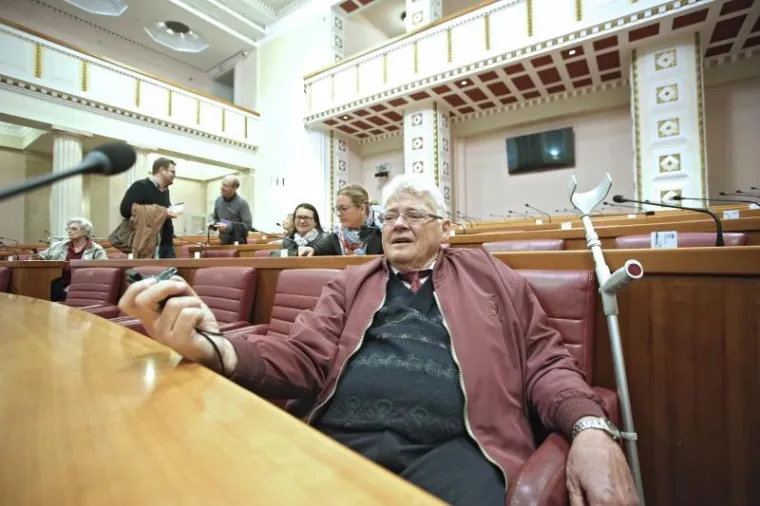 DANI OTVORENIH VRATA U SABORU: Klupe su bile punije nego kad je zasjedanje