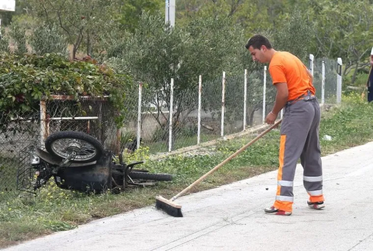 U &Scaron;ibeniku preminuo po&scaron;tar na čiji je moped naletio Fiat Punto