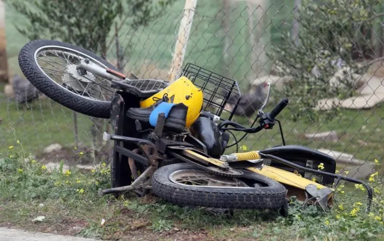 U &Scaron;ibeniku preminuo po&scaron;tar na čiji je moped naletio Fiat Punto