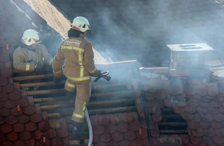Kako pi&scaron;u mediji, navodno je starac sjekirom ubio ženu pa namjerno izazvao eksploziju plina