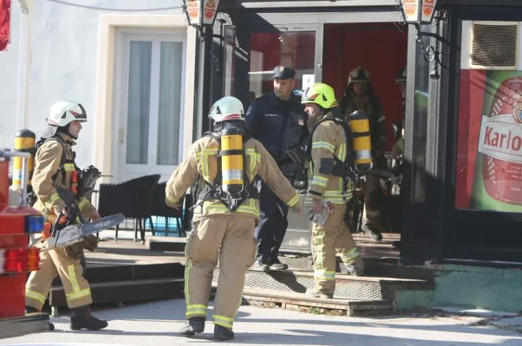 RAZNIO POLA ZGRADE: Ubio ženu sjekirom pa namjerno izazvao eksploziju plina